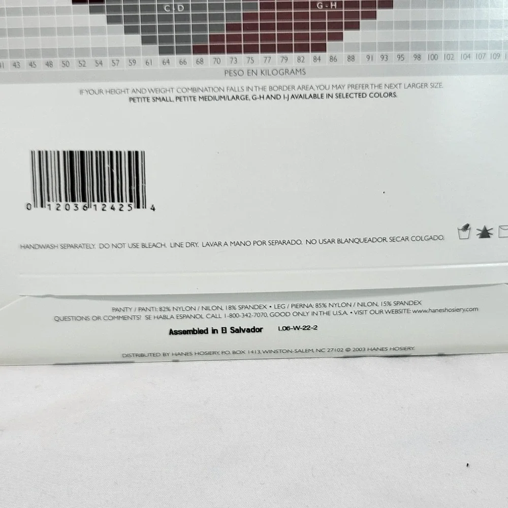 Hanes Silk Reflections Control Top Sandalfoot Pantyhose Style 717 Taupe Size E-F